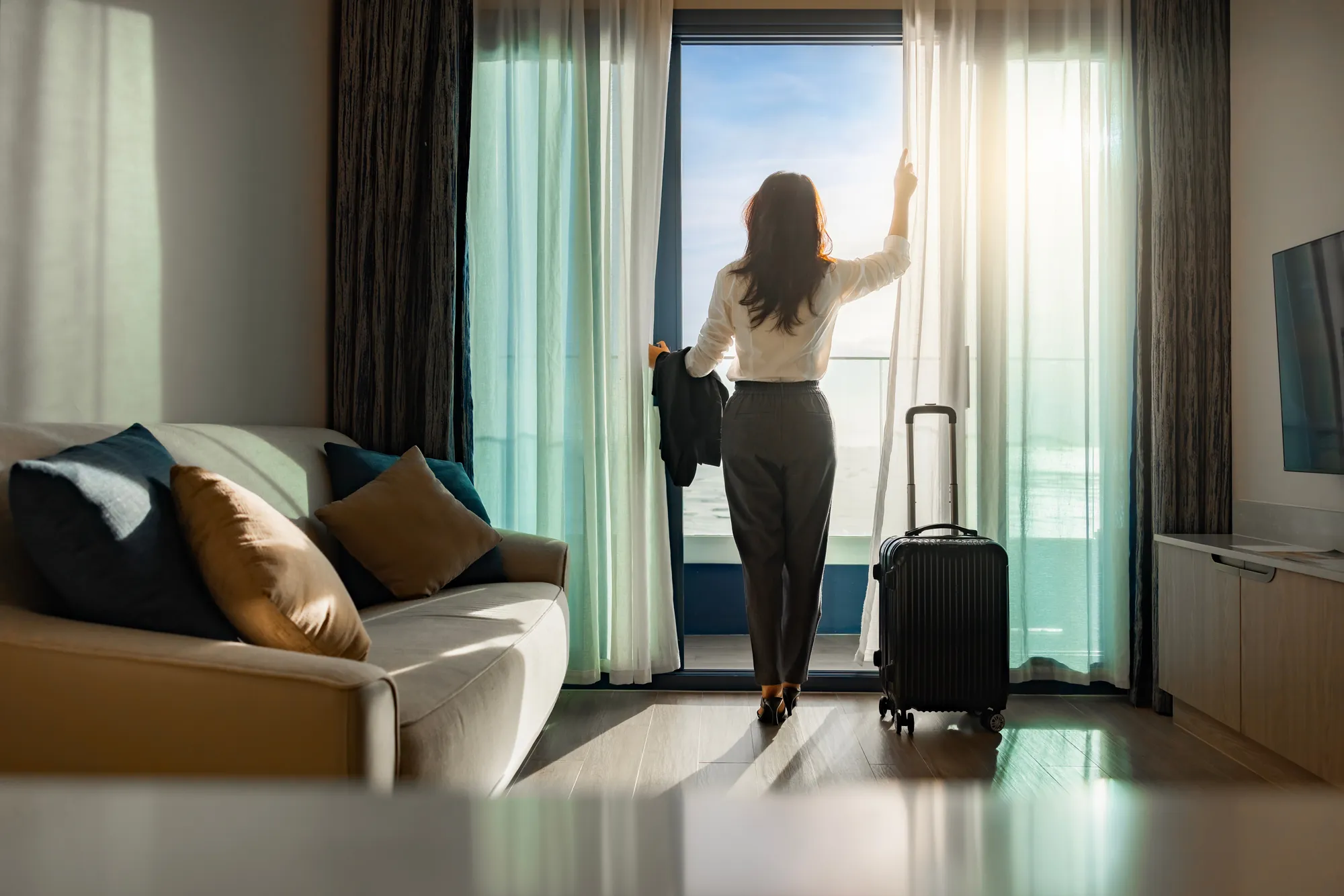 11 Considerations for Extended Business Travel